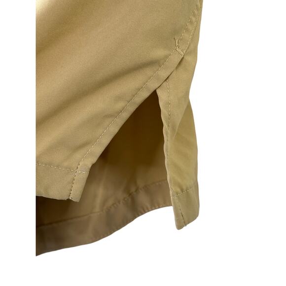 FABLETICS Tan Hali Run 3.5" Shorts Women's Size Small - Picture 3 of 8